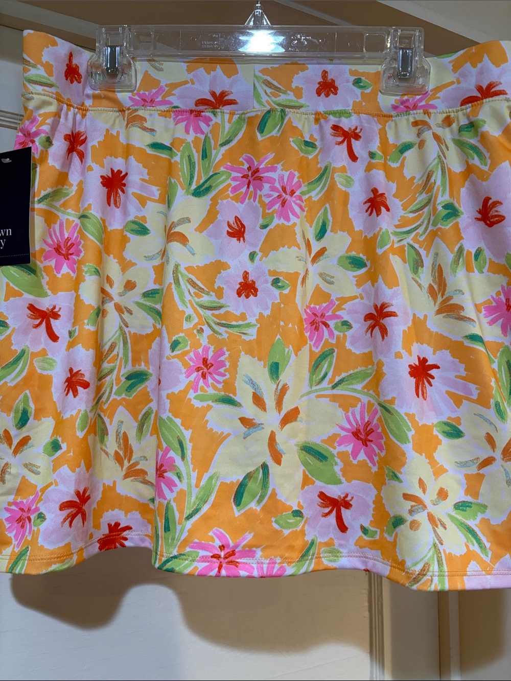 Crown & Ivy NWT Bright Floral Skort in Yellow, Pink & Green